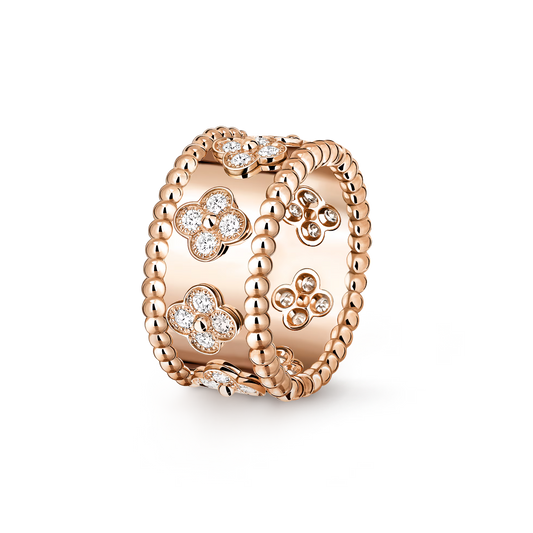 Perlée clovers ring, 18K rose gold, round diamonds, medium model.