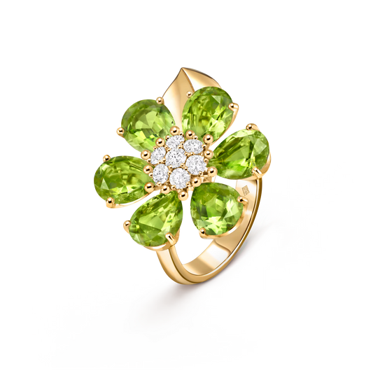 Fleurs d’Hawaï ring, large model, 18K yellow gold, peridots, round diamonds.