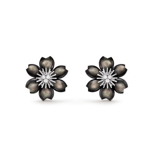 Rose de Noël earrings, mini model, rhodium plated 18K white gold, gray mother-of-pearl, round diamonds.