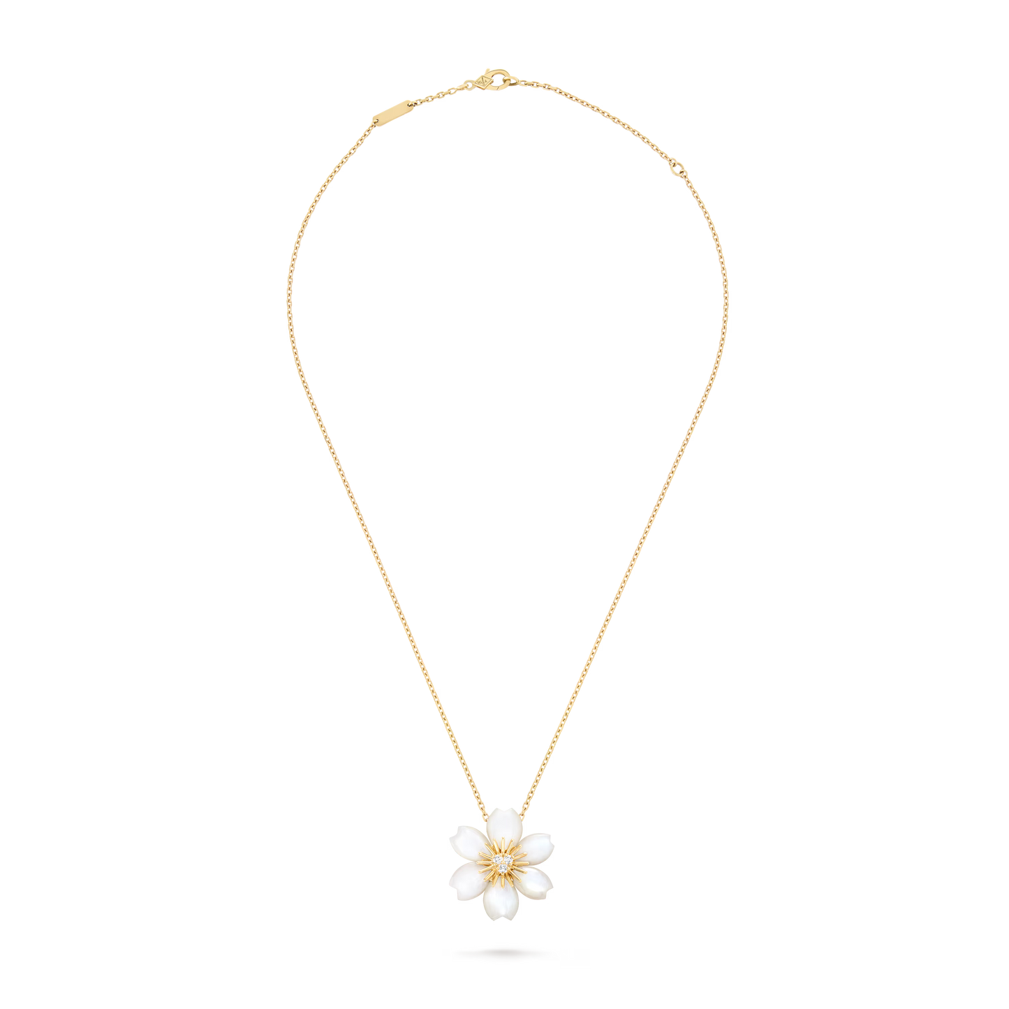 Rose de Noël pendant, mini model, 18K yellow gold, white mother-of-pearl, round diamonds.
