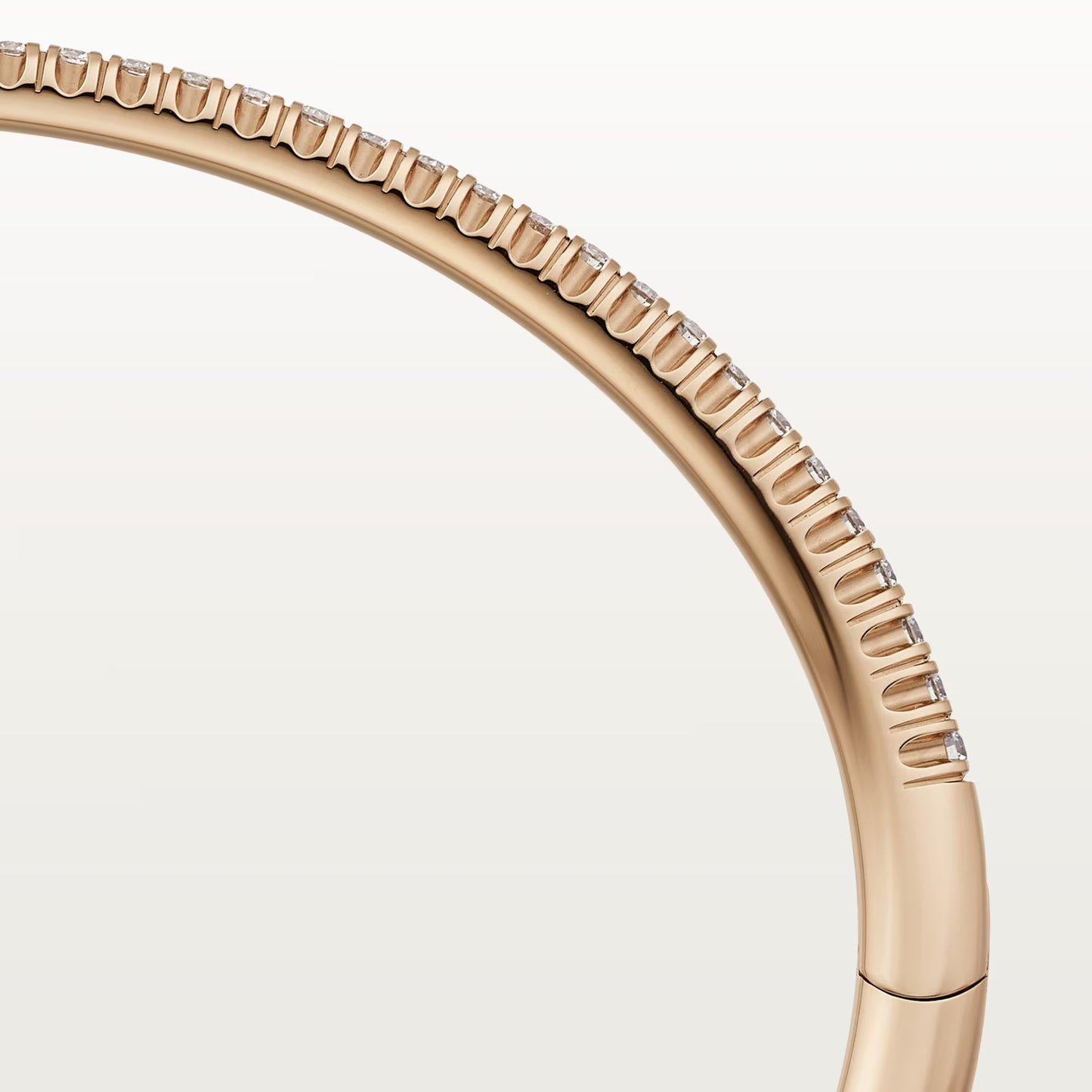 Etincelle de Cartier bracelet Yellow gold, half-paved.