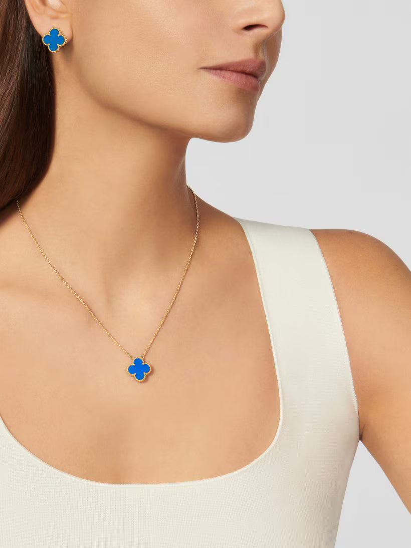 Vintage Alhambra earrings, 18K yellow gold, blue agate.