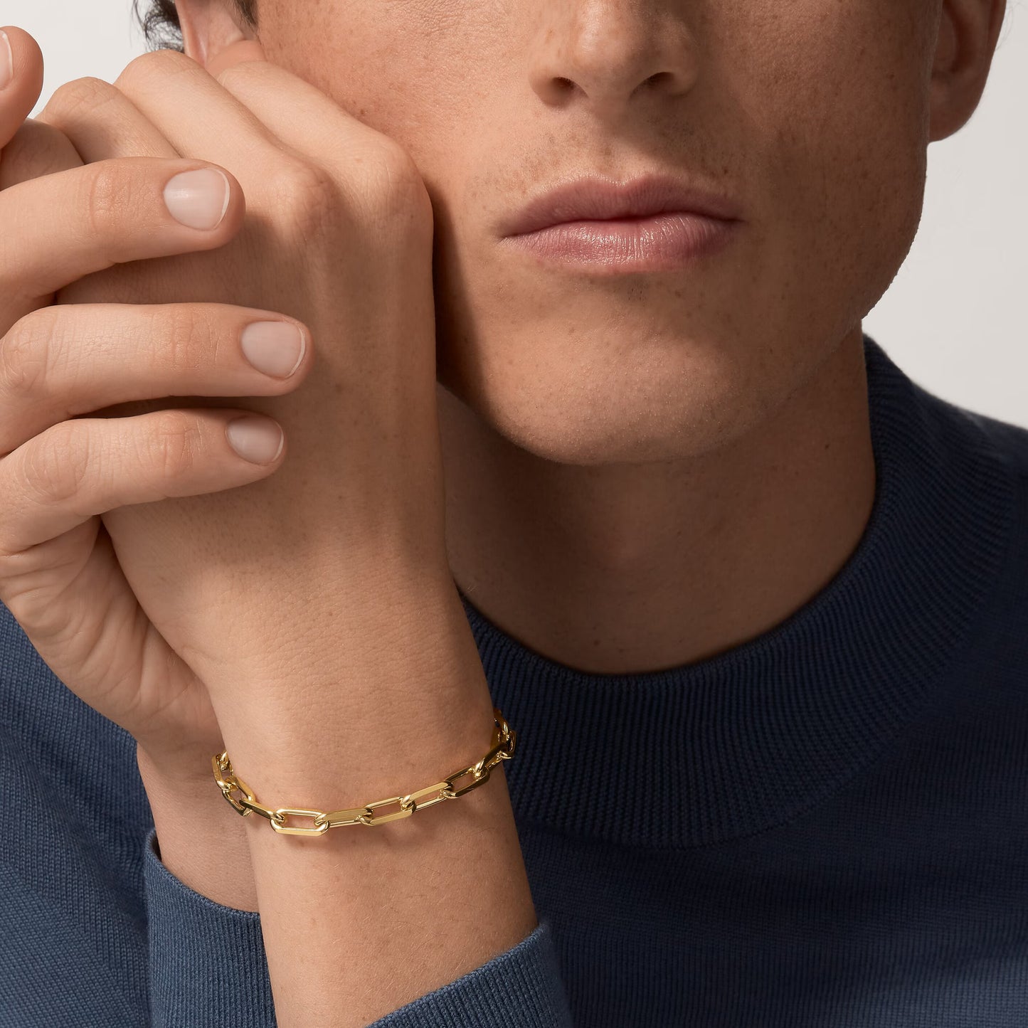 Santos de Cartier 18K yellow gold bracelet, chain, medium model.