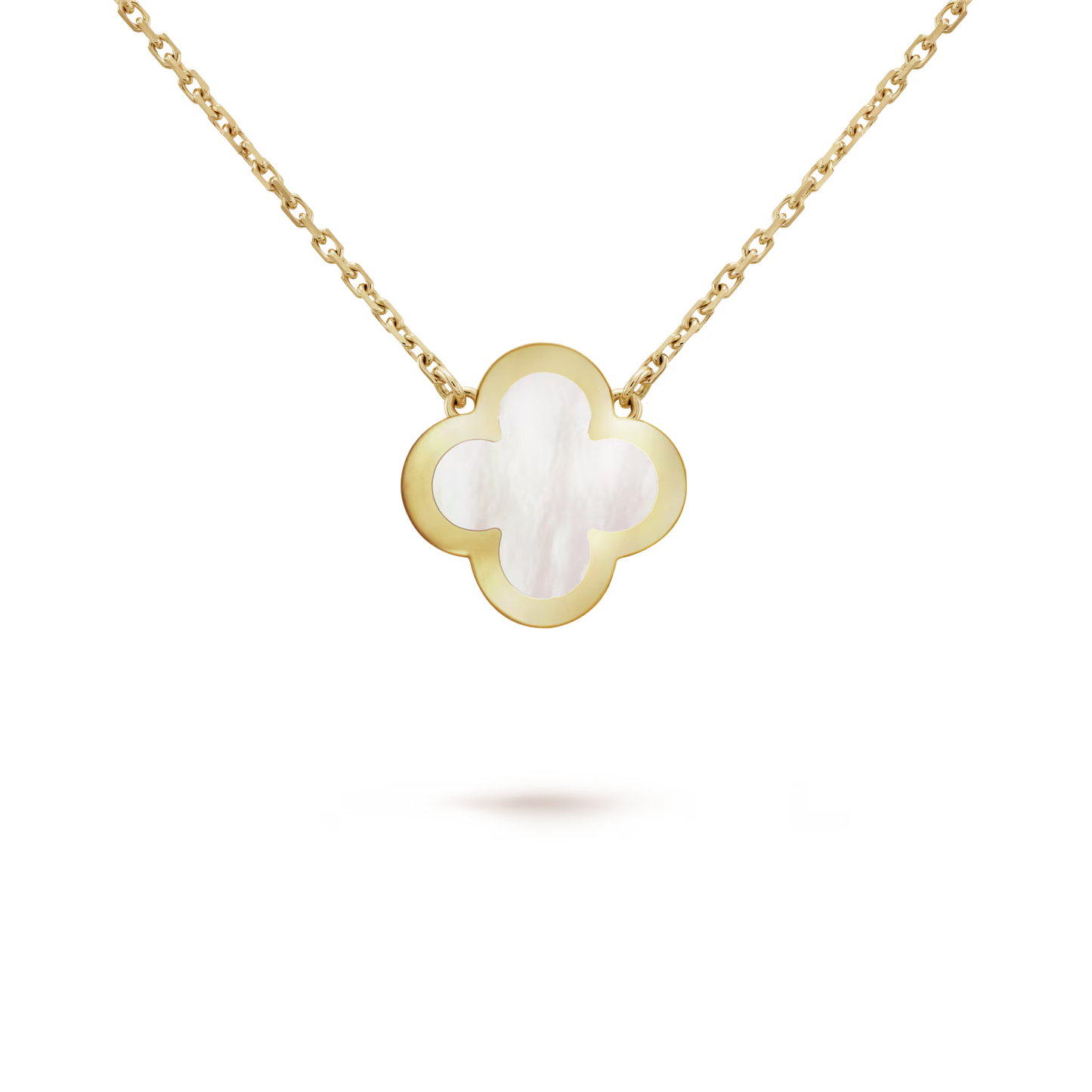 Pure Alhambra pendant, 18K yellow gold, white mother-of-pearl.