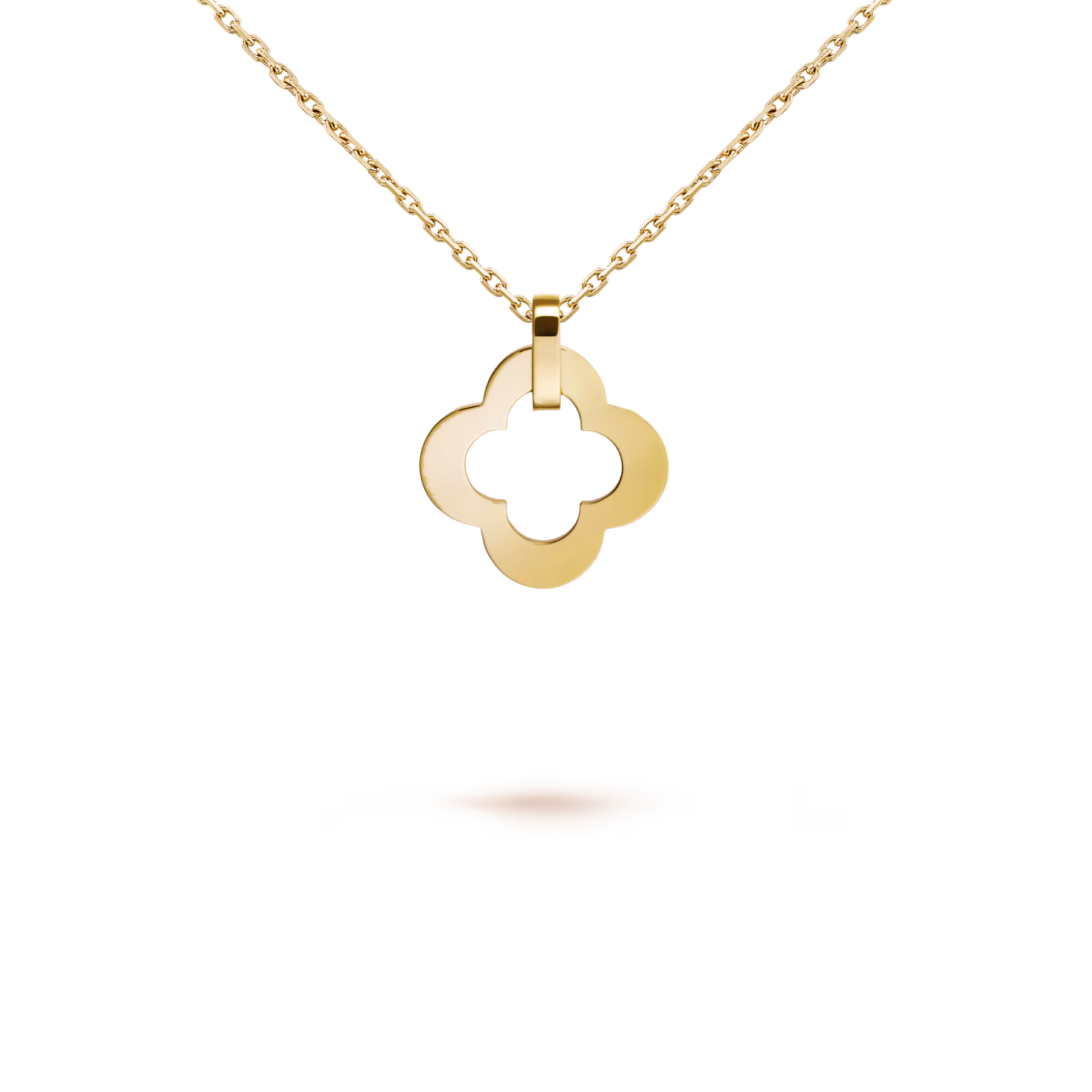 Byzantine Alhambra pendant, large model, 18K yellow gold.