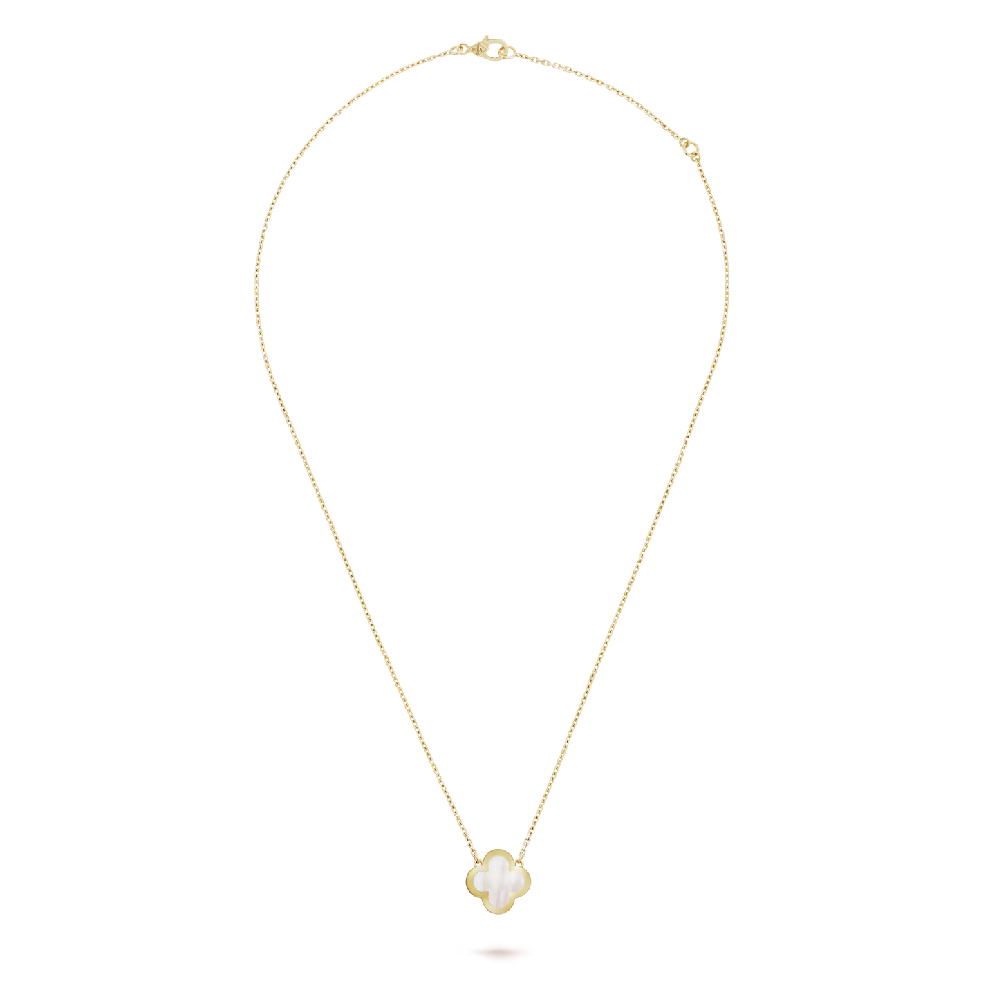 Pure Alhambra pendant, 18K yellow gold, white mother-of-pearl.