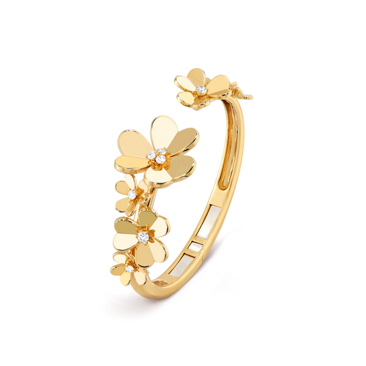Frivole bracelet, 7 flowers, 18K yellow gold, round diamonds, medium model.