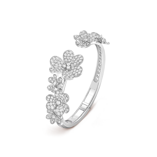 Frivole bracelet, 7 flowers, rhodium-plated 18K white gold, round diamonds, medium model.