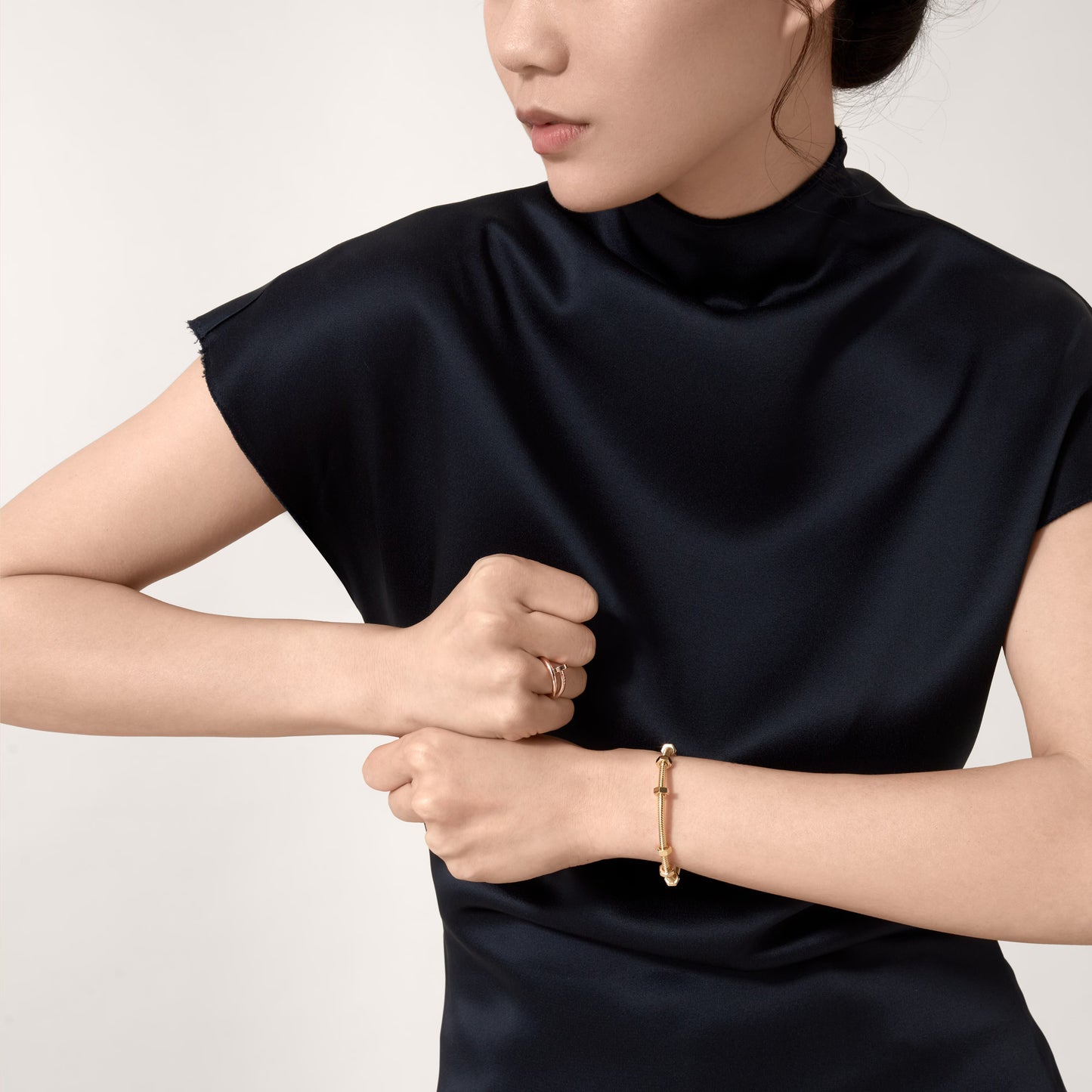 Écrou de Cartier 18K white gold bracelet.