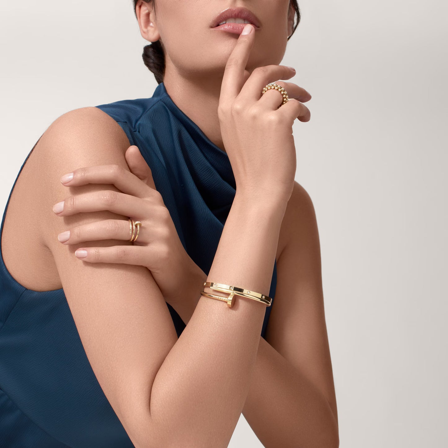 Juste un Clou bracelet 18K yellow gold, classic model.