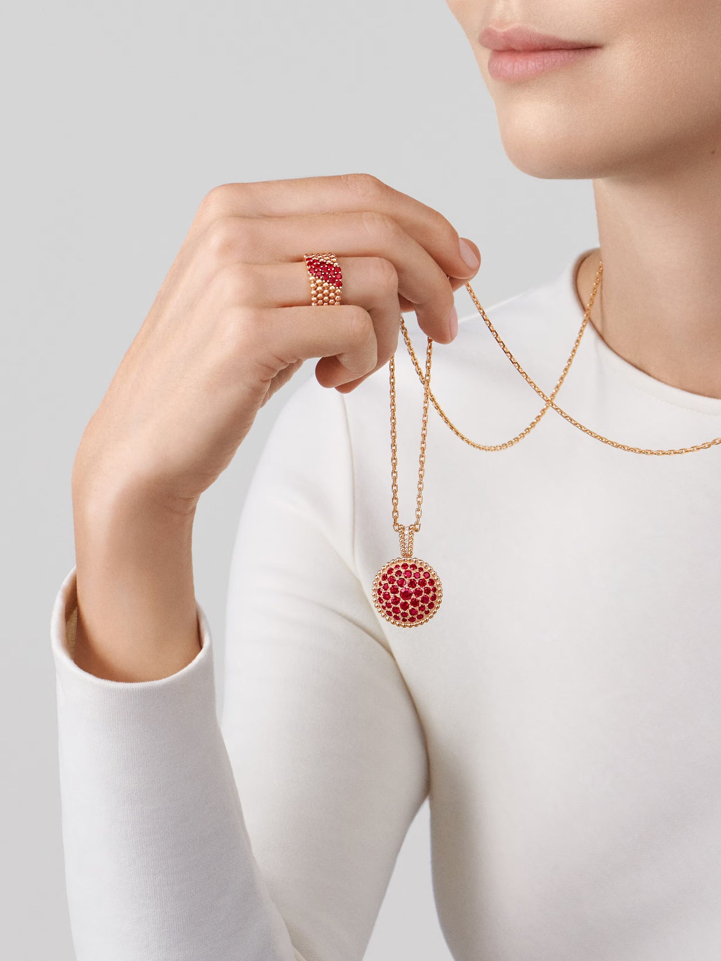 Perlée couleurs ring, 5 rows, 18K rose gold, round rubies.