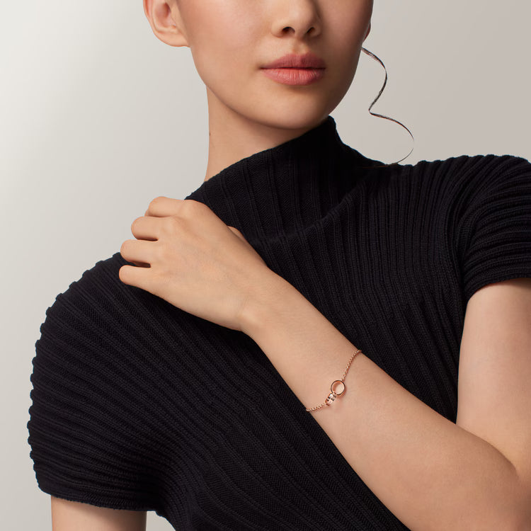 LOVE bracelet, on chain. 18k GOLD