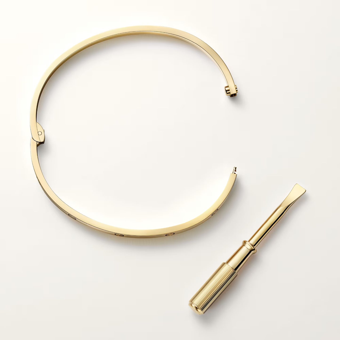 LOVE bracelet 18K yellow gold, small model.