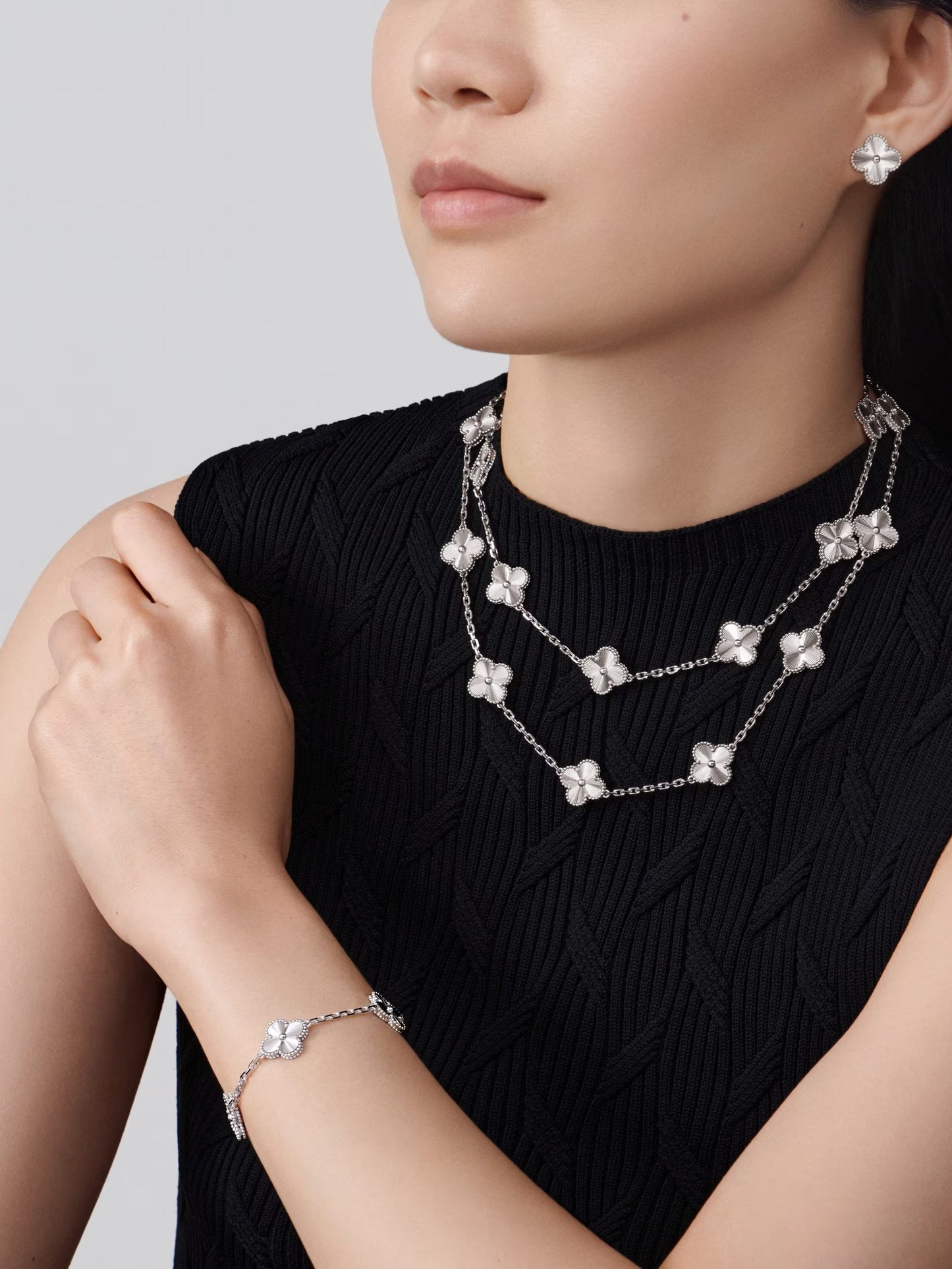 Vintage Alhambra necklace, 20 motifs, guilloché rhodium plated 18K white gold.