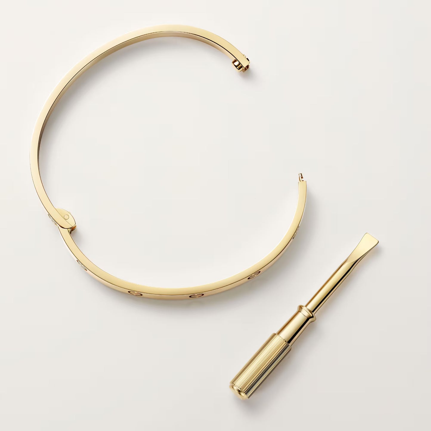 LOVE bracelet 18K yellow gold, medium model.