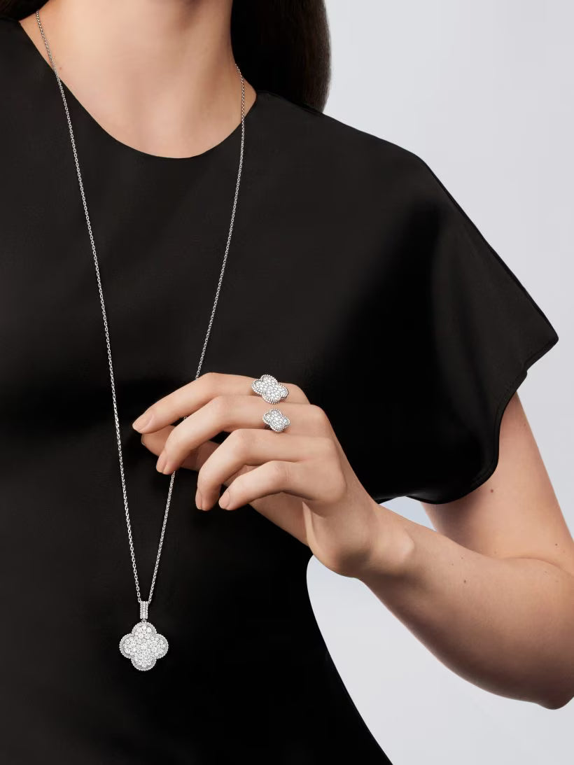 Magic Alhambra Between the Finger ring, rhodium plated 18K white gold, round diamonds