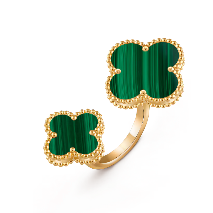 Magic Alhambra Between the Finger ring, 18K yellow gold, malachite.