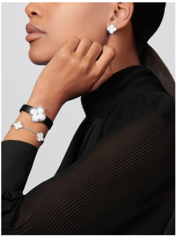 Vintage Alhambra bracelet, 5 motifs. 18K white gold, Mother-of-pearl