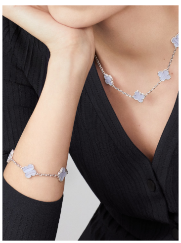 Vintage Alhambra bracelet, 5 motifs, 18K white gold, chalcedony.