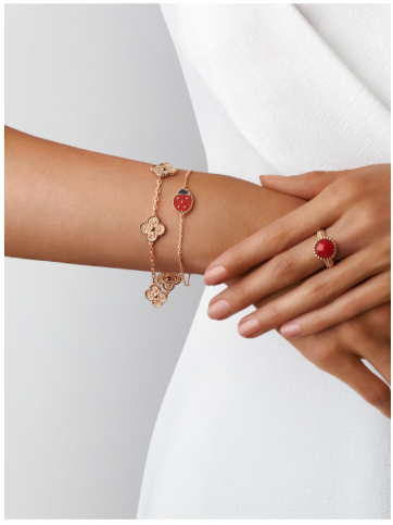 Vintage Alhambra bracelet, 5 motifs, textured 18K rose gold.